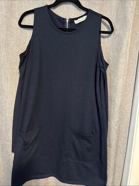 Abercrombie & Fitch Navy Cold-Shoulder Shift Dress